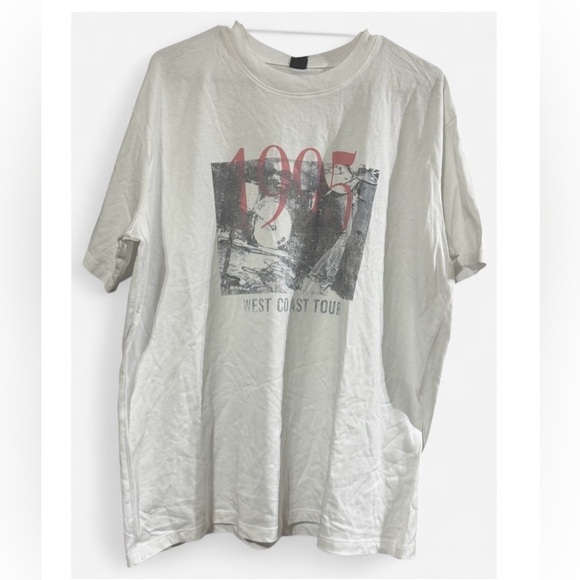 wild fable Tops - 🍗 Wild Fable 1995 West Coast Tour Graphic Tee - Cream